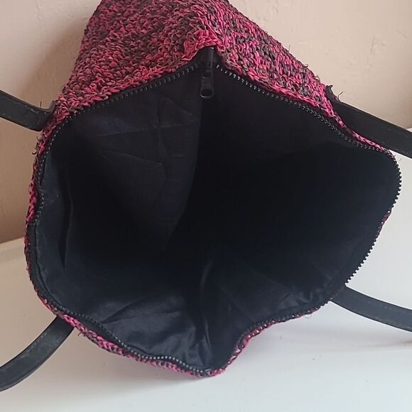 Pink and Black Woven Tote Bag Leather Handles Zip Closure - Picture 13 of 13